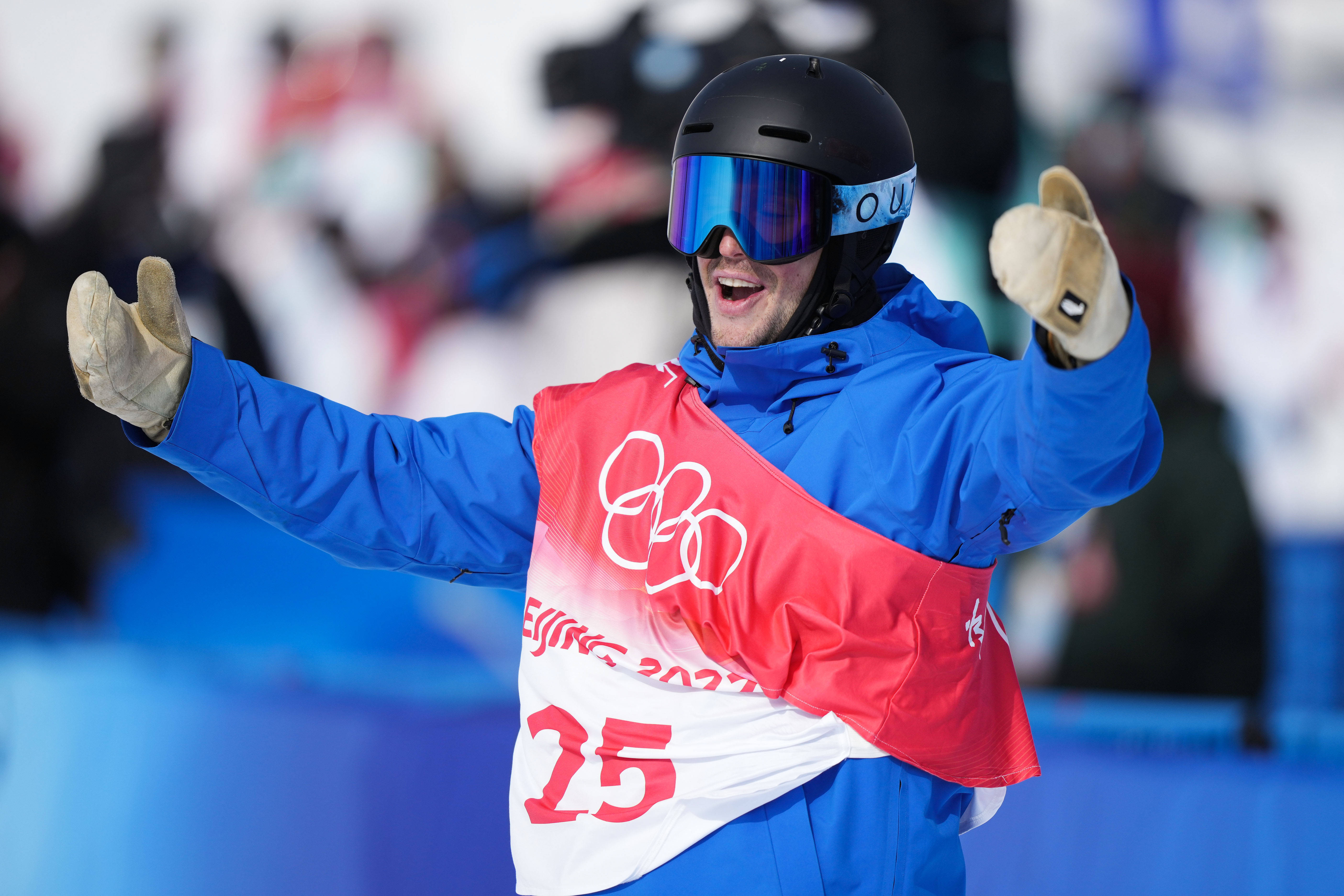 开云体育中国官网-单板滑雪冠军横空出世，惹人关注的简单介绍