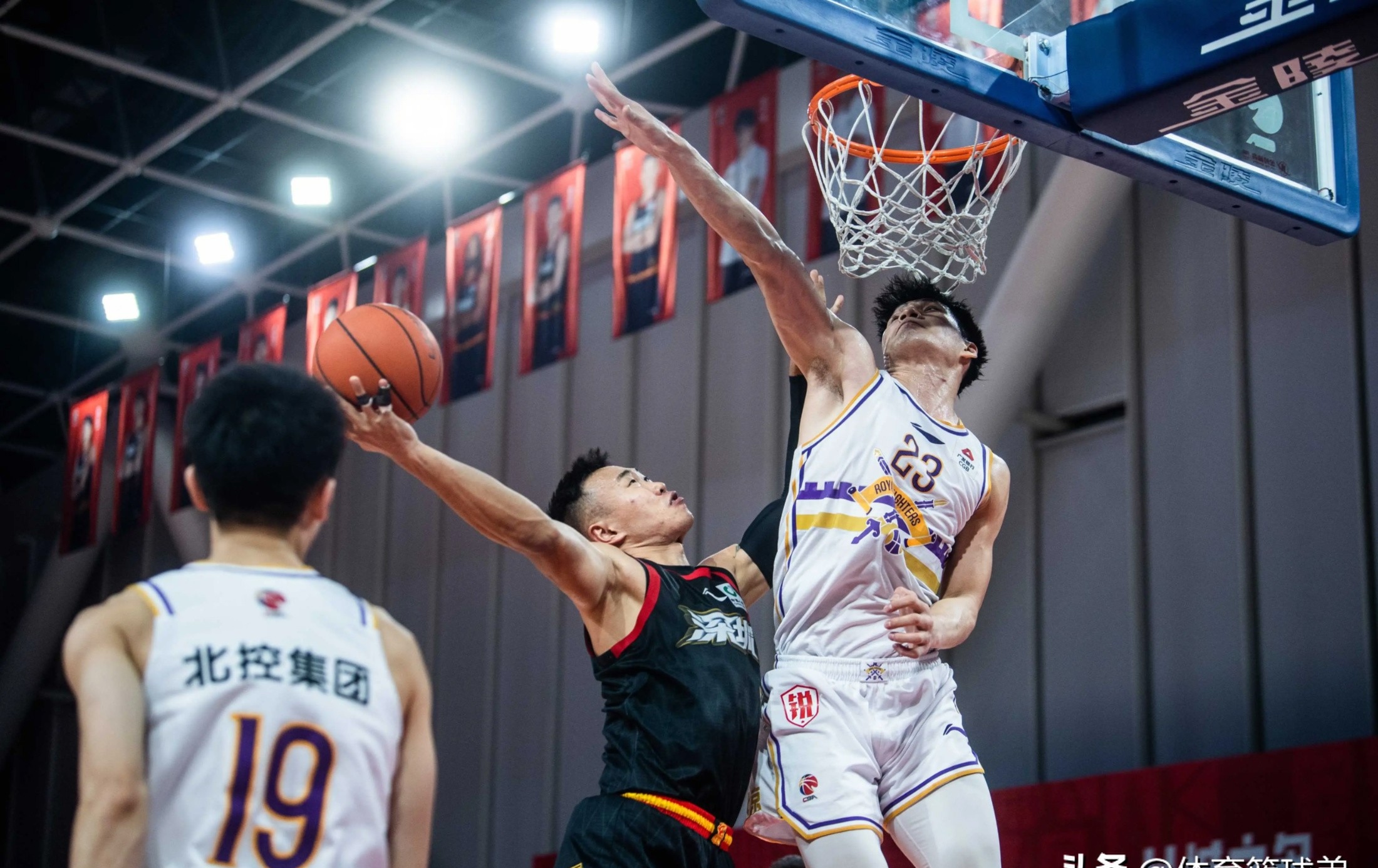 包含浙江男篮擒下黑龙江，实现两连胜的词条