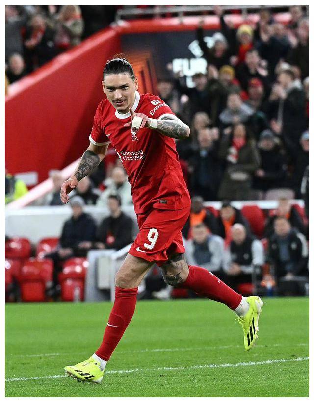 利物浦大比分获胜，球队全面发力的简单介绍