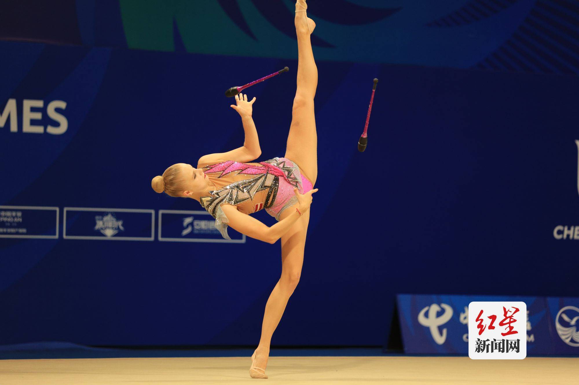 关于立陶宛选手在跳水比赛中首秀夺金的信息