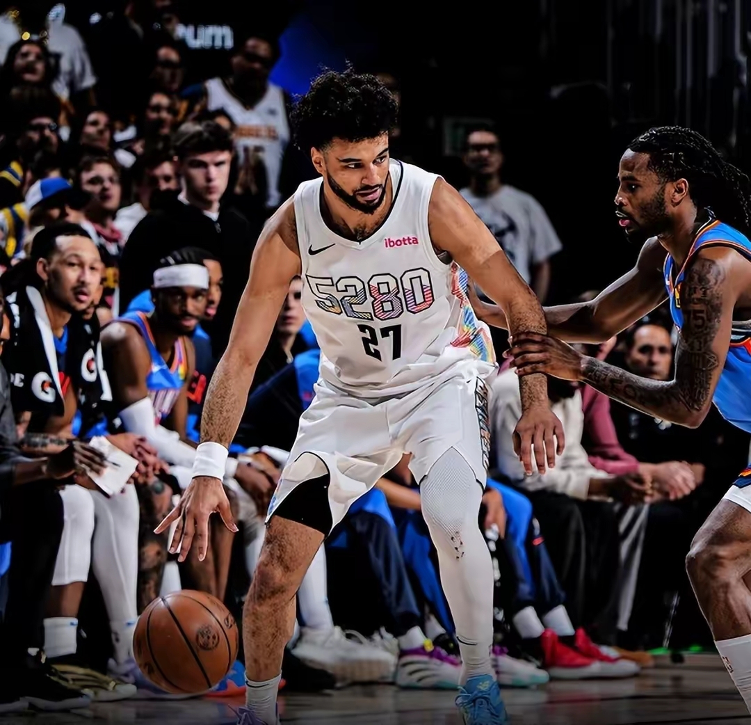 掘金完胜灰熊，西蒙斯绝境逆转的简单介绍