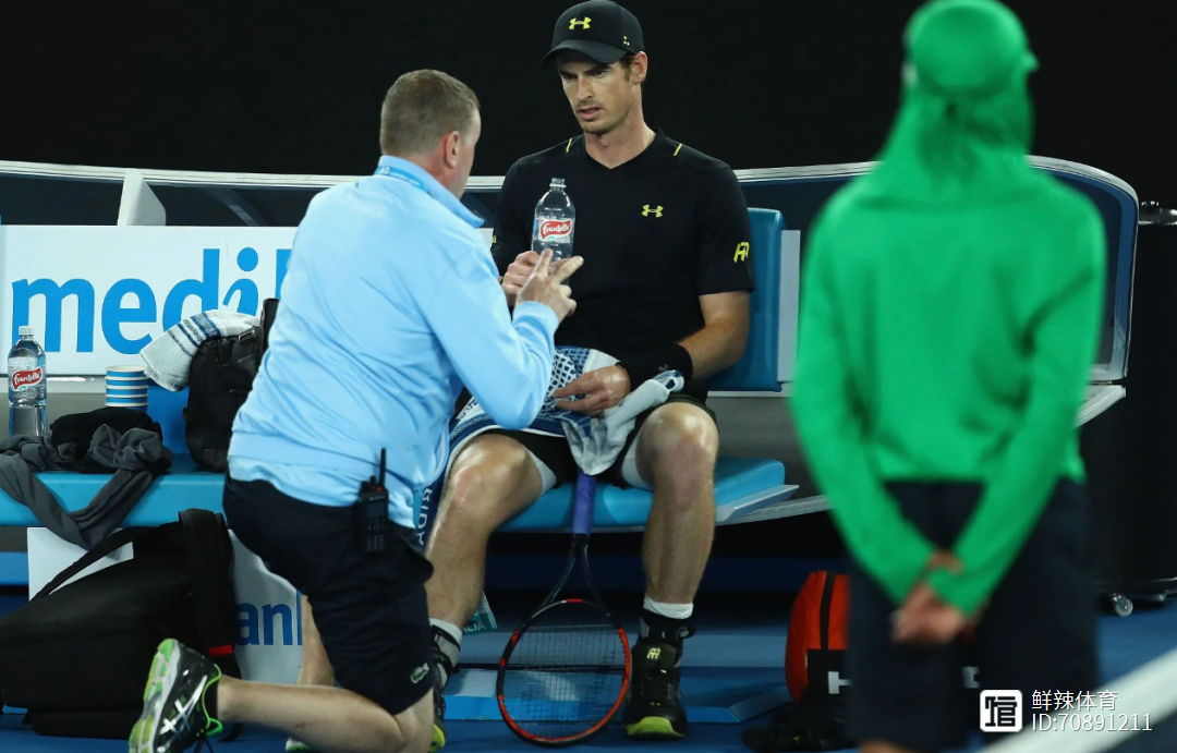 包含年终总决赛力克拉沃尔杯,穆雷刷新纪录的词条 包含年终总决赛力克拉沃尔杯,穆雷刷新纪录的词条