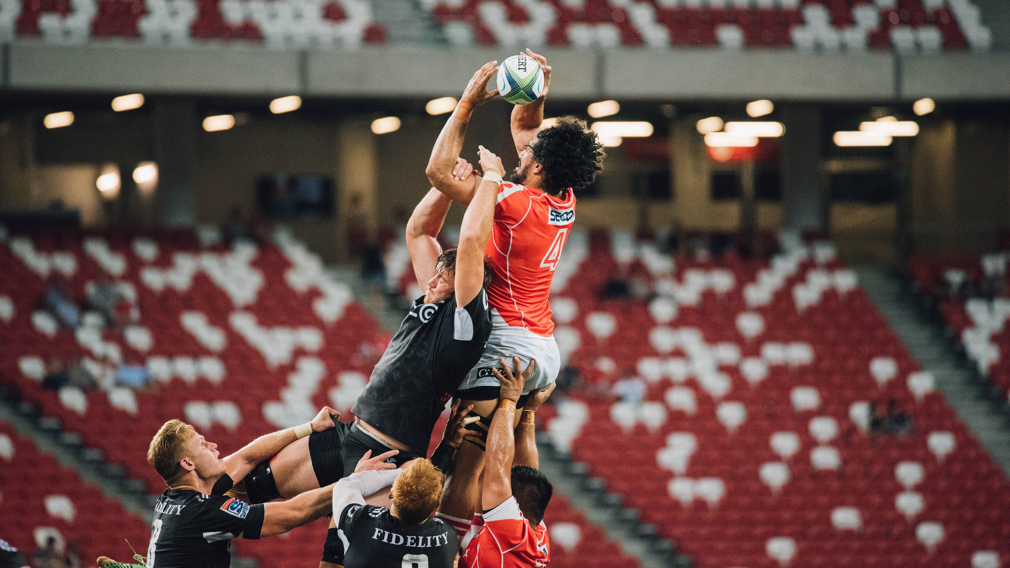 德罗赞，总决赛之夜的沉默磐石