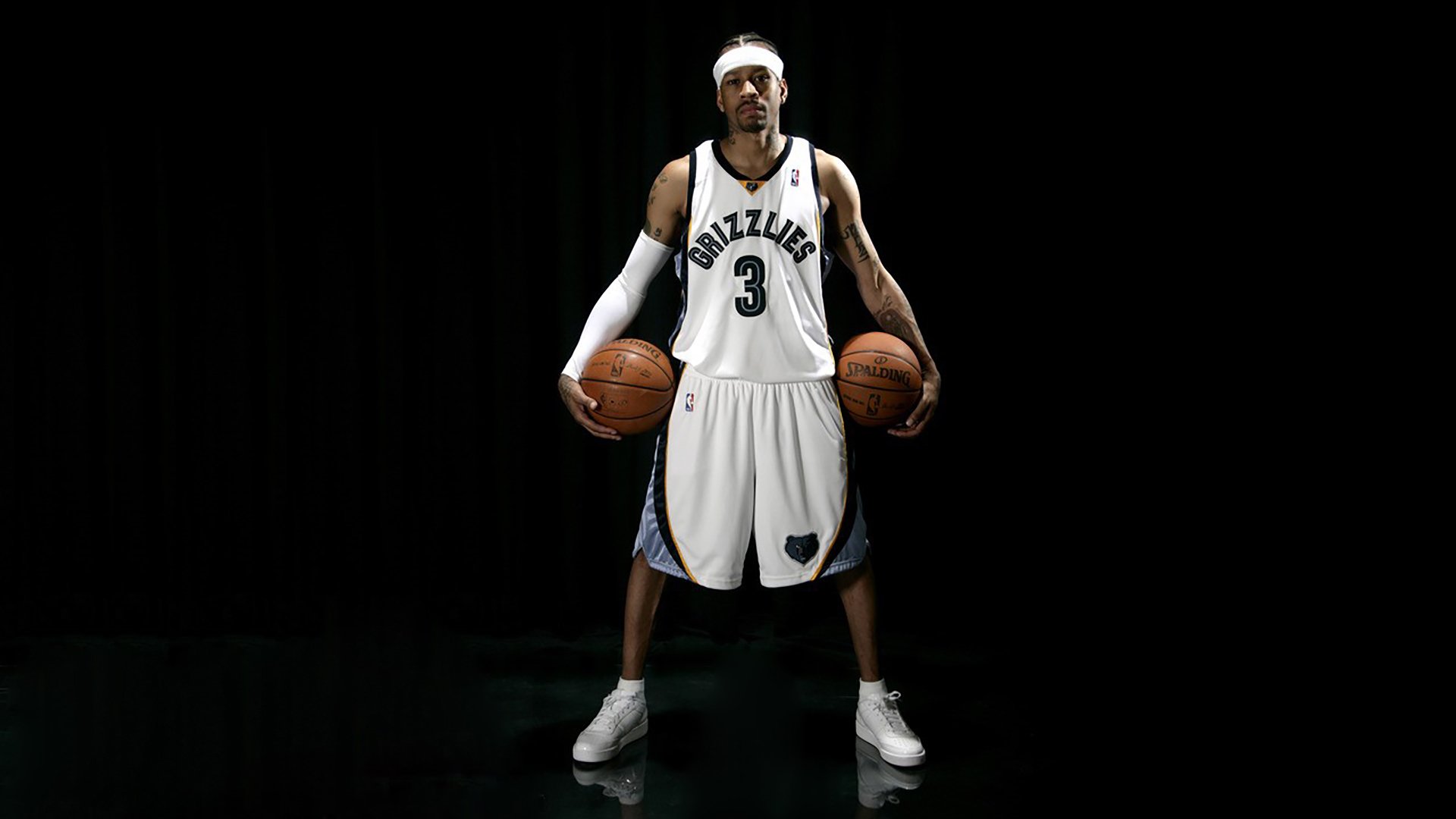 米切尔关键节点连续得分锁定胜局，广东队力克魔术展现战术韧性